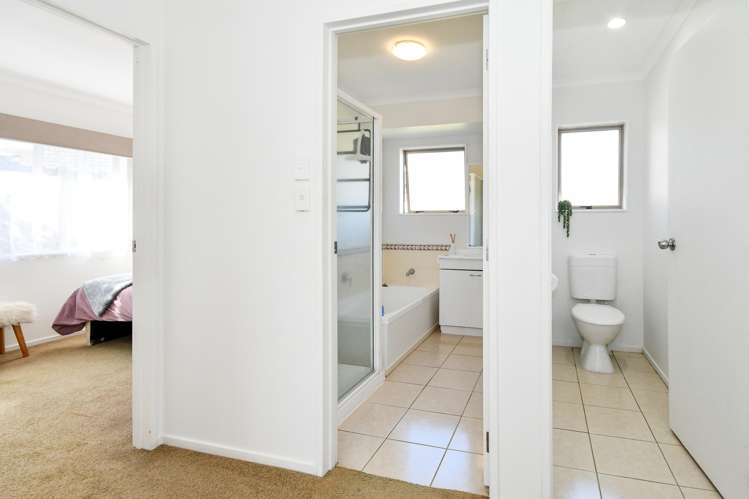 33 Regalwood Place Favona_12