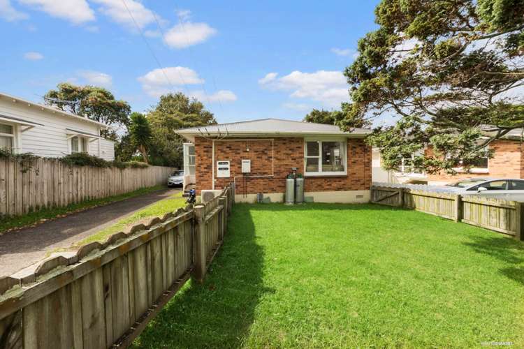 1/1a Wade Avenue Onehunga_2