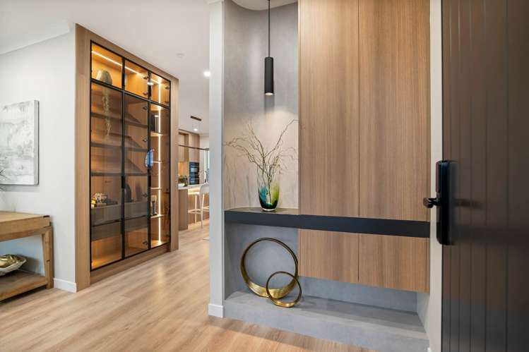 73 Parish Drive_5