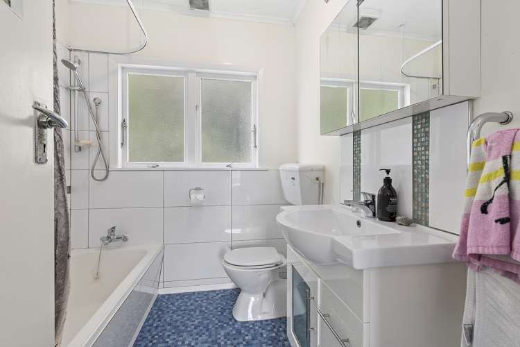 81 Severn Street Island Bay_12