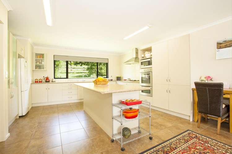 526 Waitetuna Valley Road Raglan_9