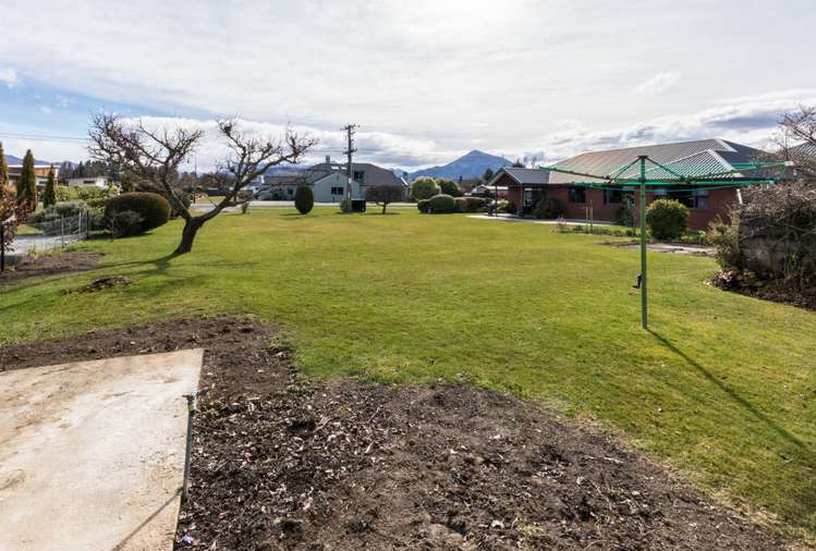 38 Kingston Street Albert Town_1