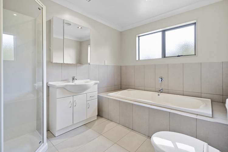 201 Miromiro Road Normandale_16