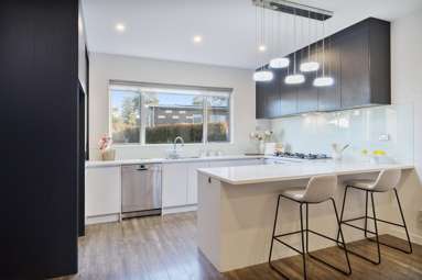 22 Sunshine Boulevard_2