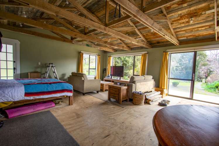 1207 State Highway 33 Okere Falls_18