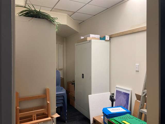 Suites 5 and 6. Level 3, 29 Waterloo Road Lower Hutt_4