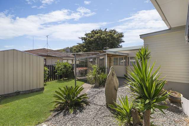 3 Youngs Road Papakura_4