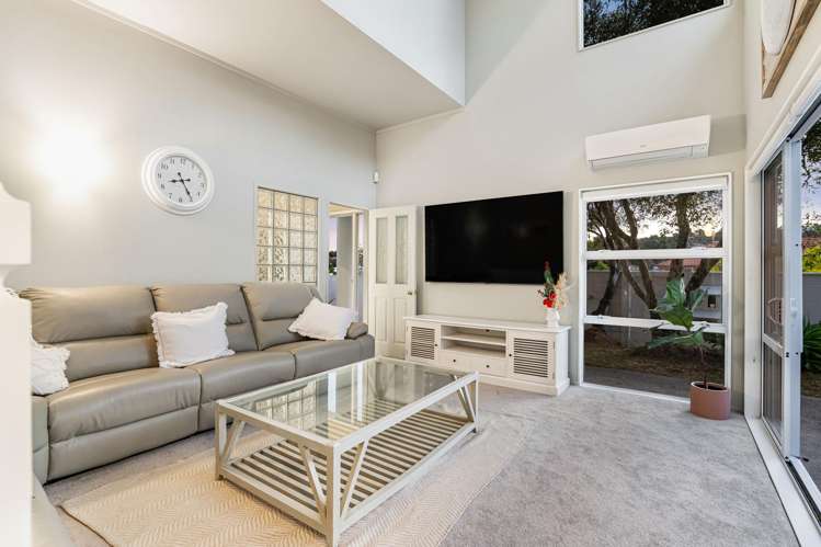 21 Donald Street Stanmore Bay_7