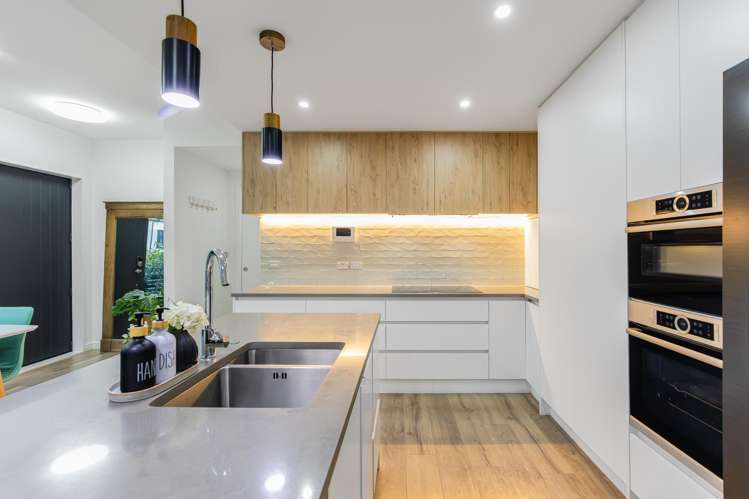 8 Windlass Street Long Bay_3