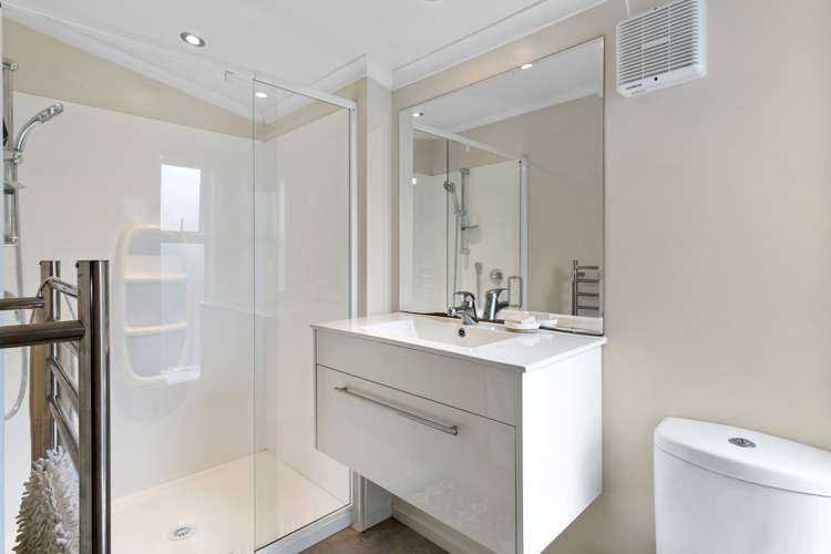 33a Thomson Avenue Dinsdale_8