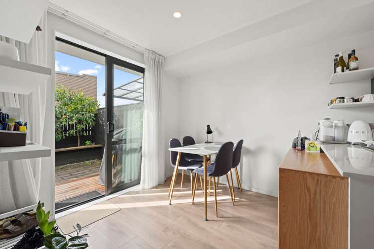 152 Squadron Drive Hobsonville_4