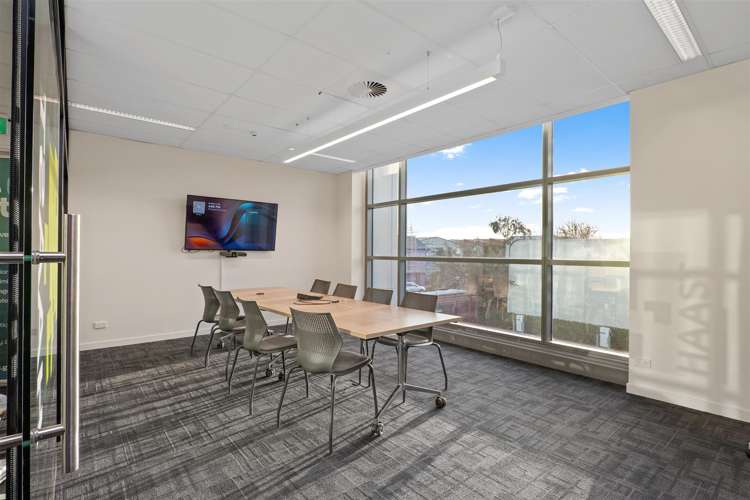 351 Lincoln Road Addington_7