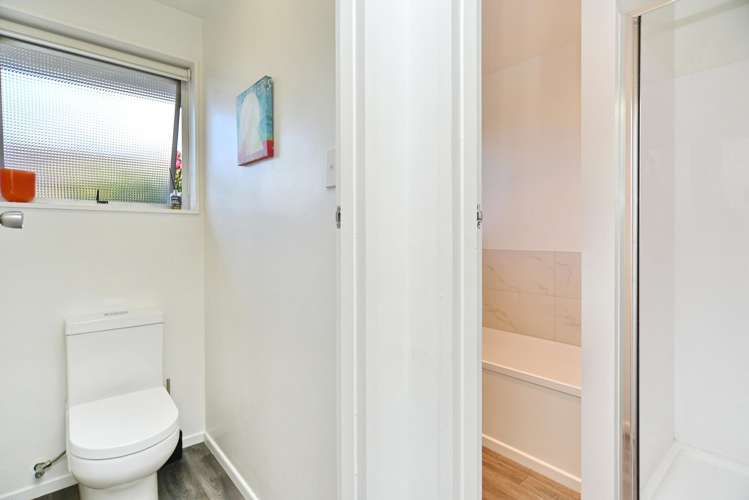 24a Greenock Street Redwood_16