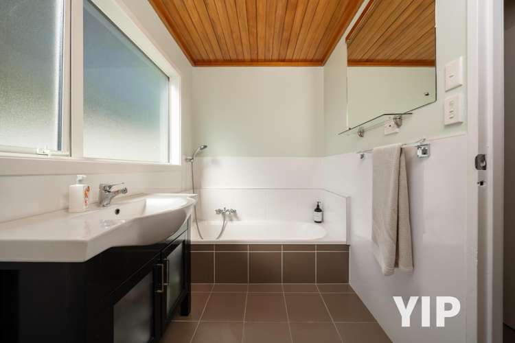 4 Fernhaven Grove Newlands_9