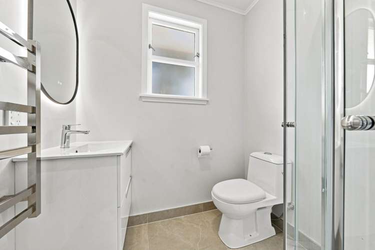 11 Boys Place Pakuranga Heights_11