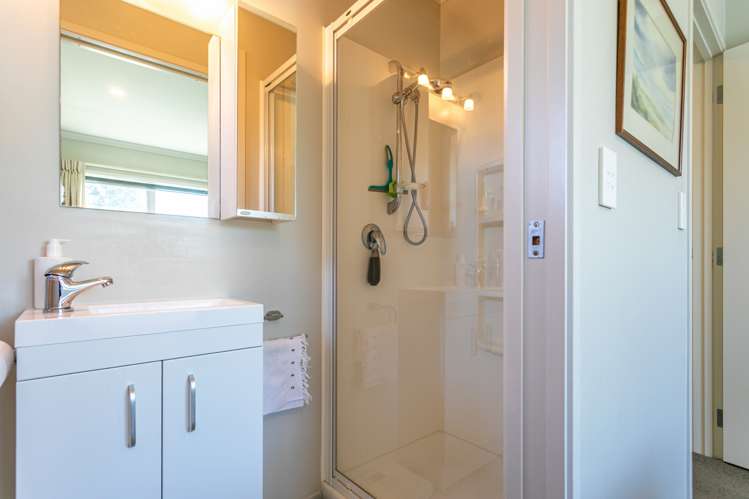 203b The Square Whangamata_17