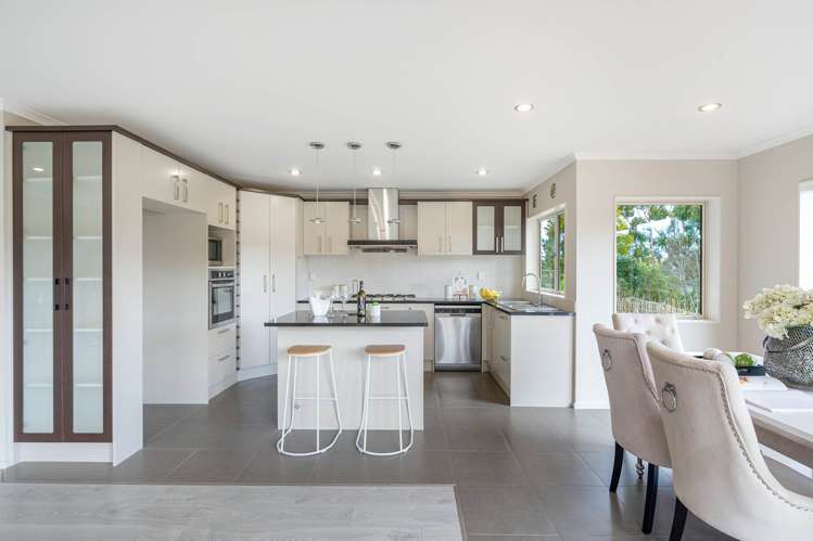 6 Huntington Park Drive Greenhithe_10