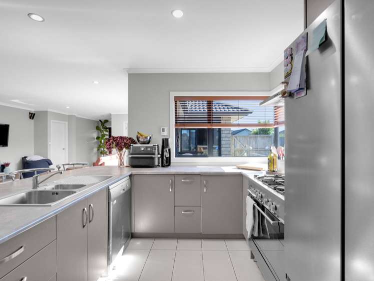 7 Whitney Place Rototuna North_7