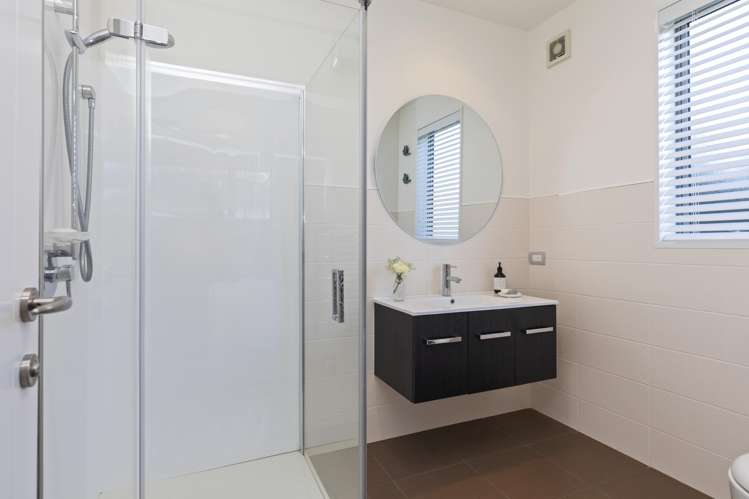 134 Hussey Road Northwood_11