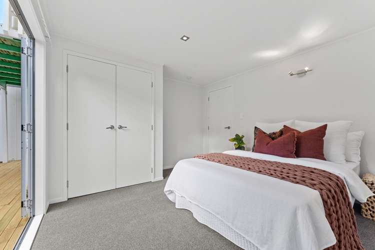 2/3 Ondine Place Glenfield_7