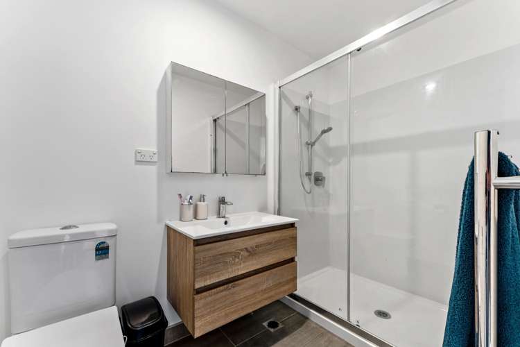 5c Colin Chester Drive Millwater_7