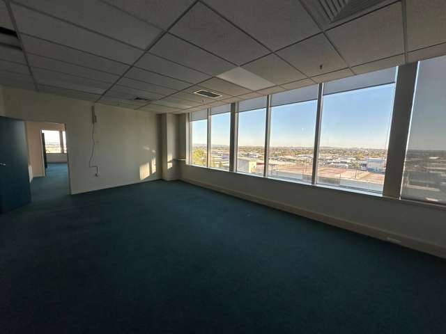 20 Amersham Way City Centre_3