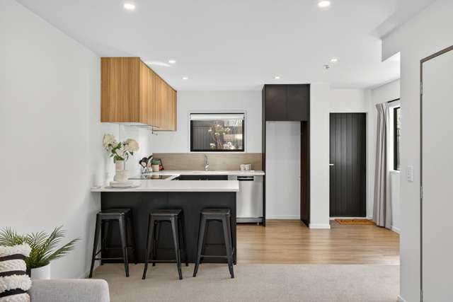 11/15 Bunyan Street Waltham_1