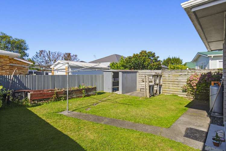 32 Queenwood Road Levin_10