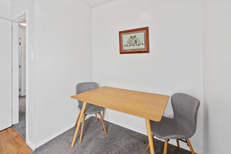 2/7 Lichfield Street Stoke_3