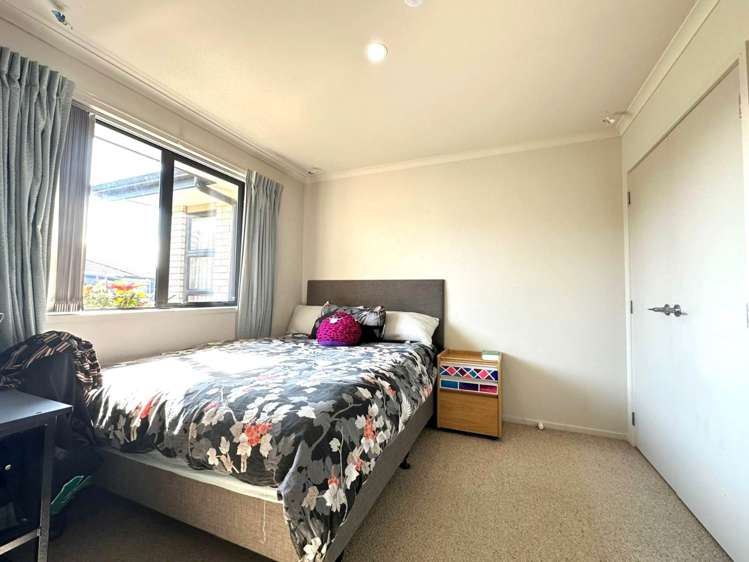 53 Sunningdale Street Wattle Downs_8