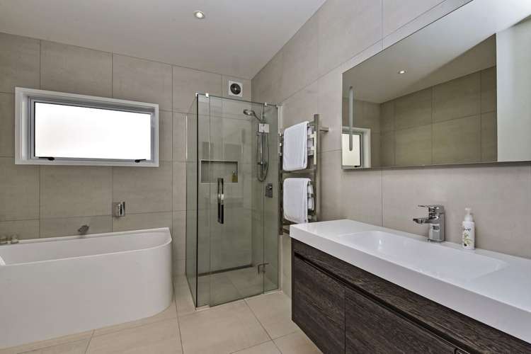 5 Katui Street Castor Bay_21