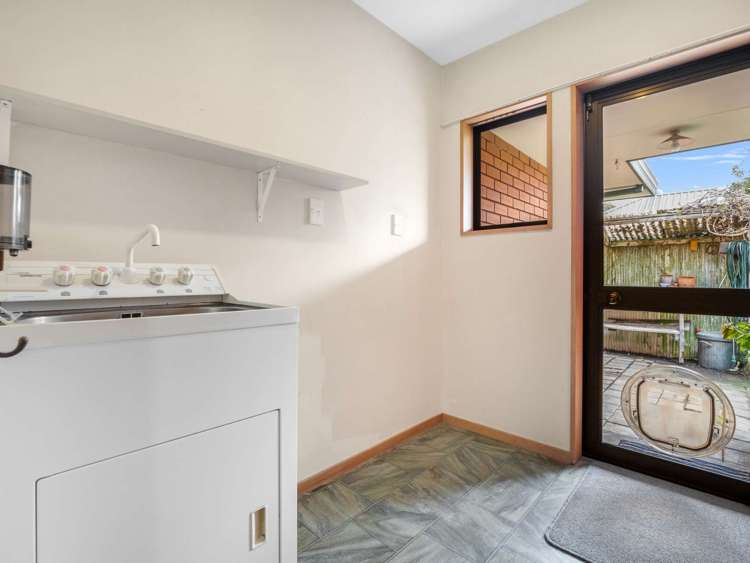 21B Seadown Crescent Amberley_15