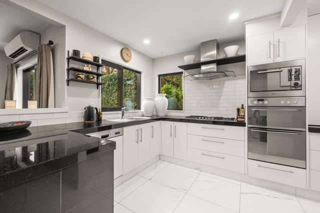 1/166 Rossall Street Merivale_1