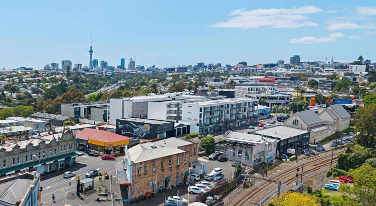 Shop 5/433 New North Road_0