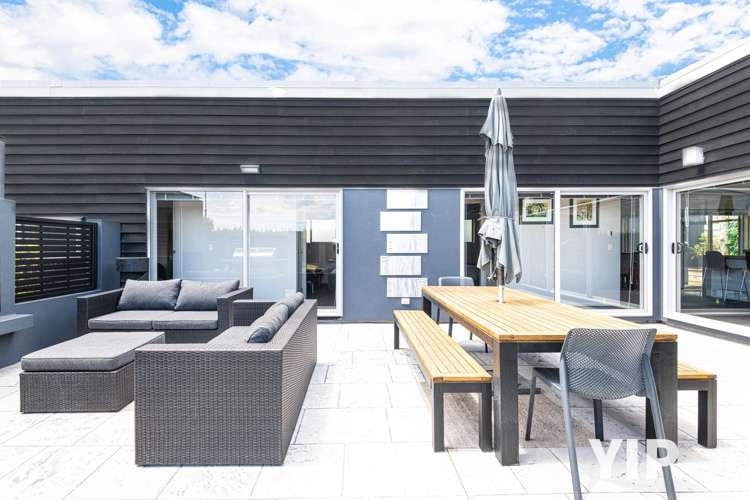 29 Cedarwood Street Woodridge_5