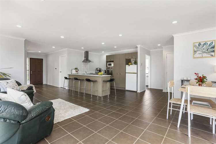 1 Carol Lee Place Albany Heights_1