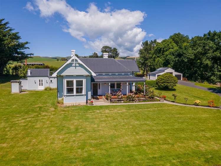 231 Robinson Road Cave_13