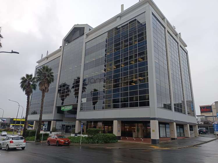 1/15 Osterley Way Manukau_7