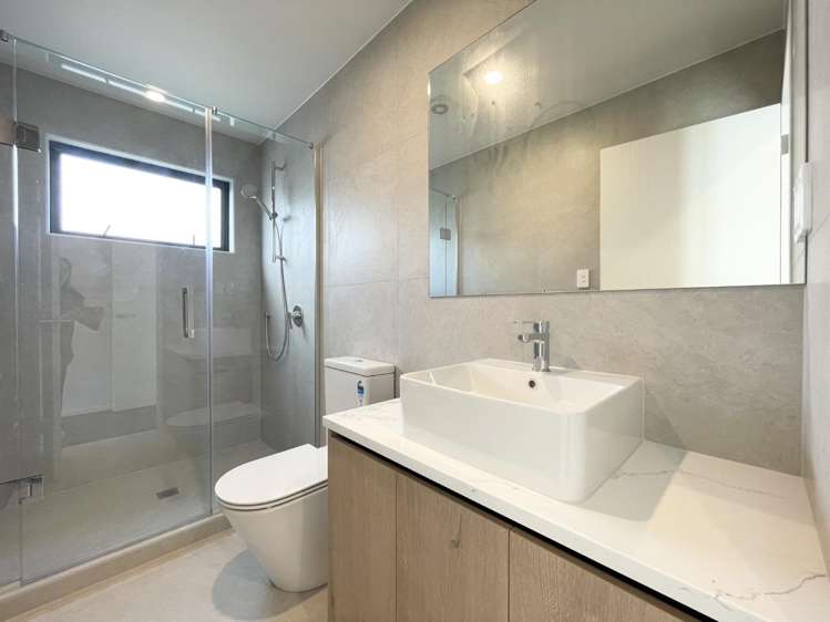 44A Sylvan Crescent 1802_8