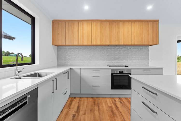 16 Patty Lane Patumahoe_7