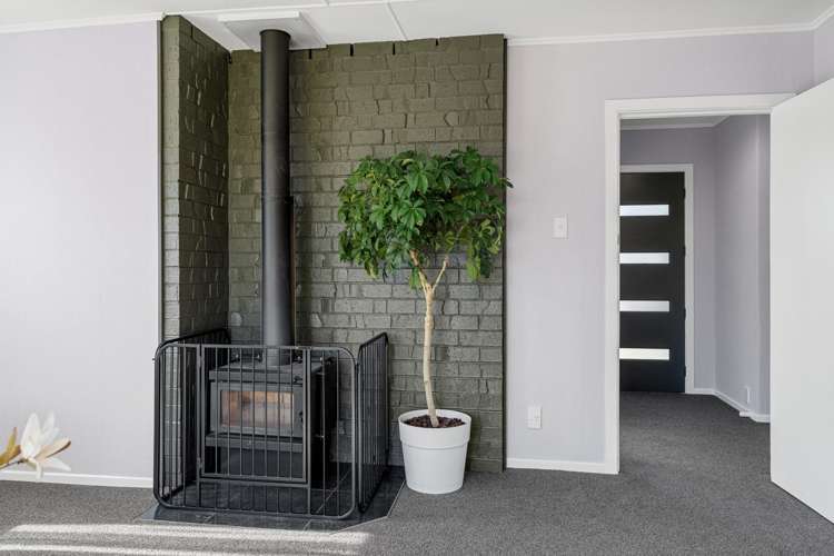 58 Conway Crescent Glengarry_13