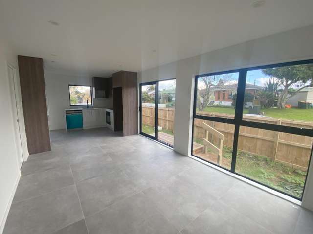 2/67 Beeston Crescent 10686_1