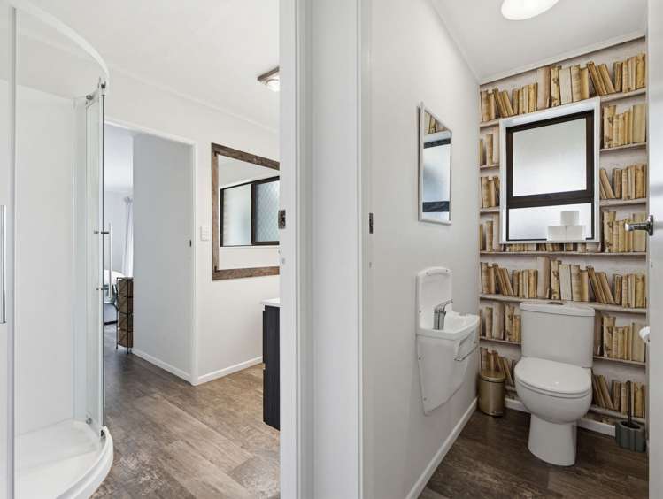 32a Holland Street Glenholme_16