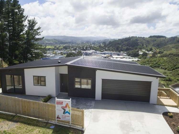 23 King Charles Drive Kingsley Heights_21