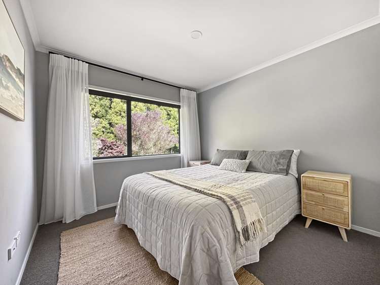 12 Lacebark Drive Kinloch_36