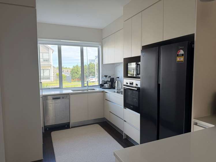 292 Jack Lachlan Drive Beachlands_5