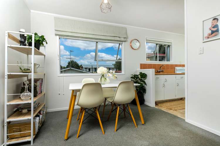 2/13 Talavera Place Te Atatu South_10