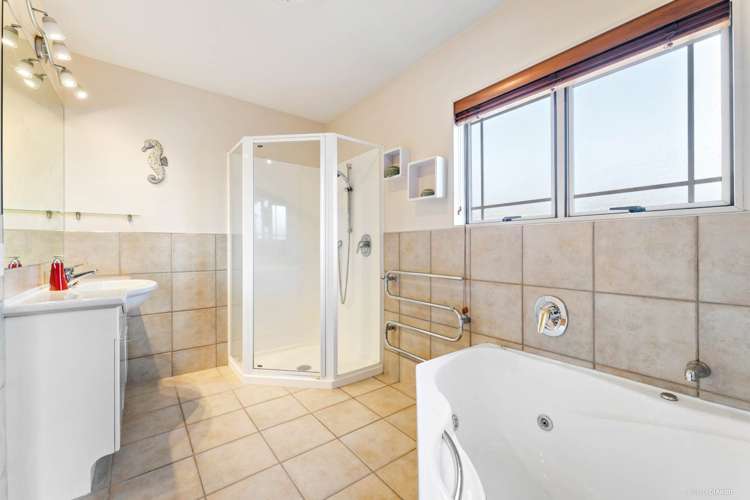 1 Peet Avenue Royal Oak_14