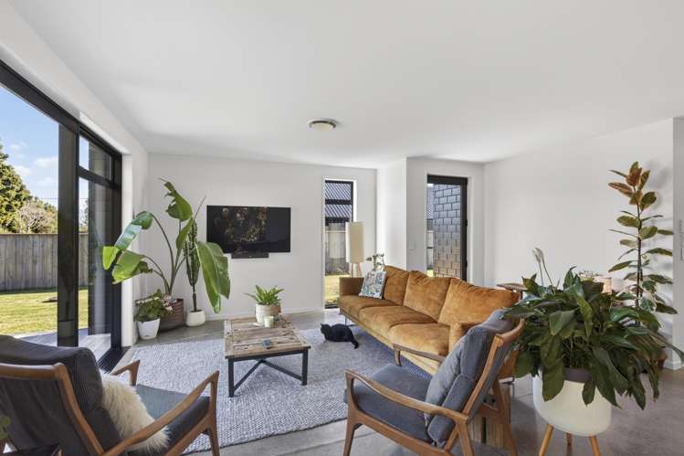 4 Fox Street Okato_15