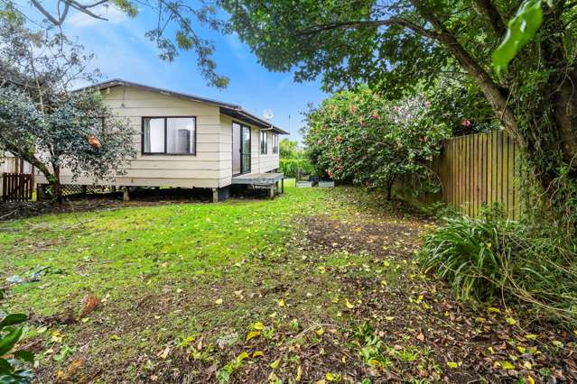 2/1a Helga Crescent Te Atatu Peninsula_2